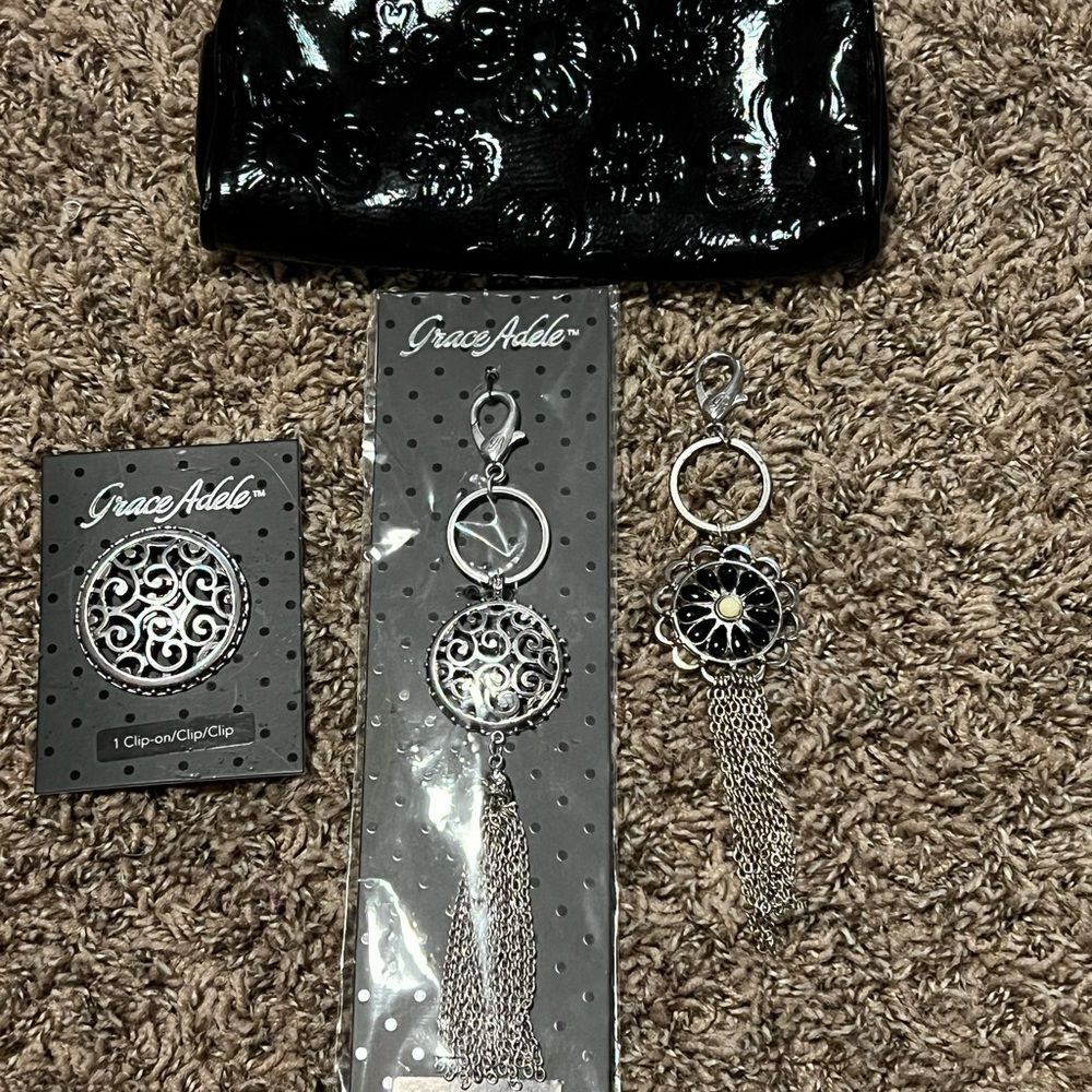 Grace Adele Black and Silver Accessory Set